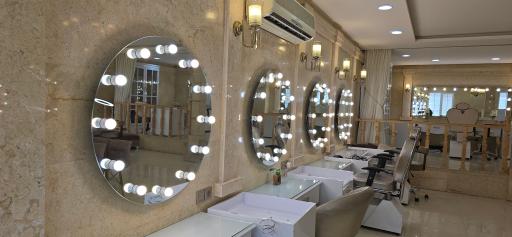 عکس سالن زیبایی صوفیا