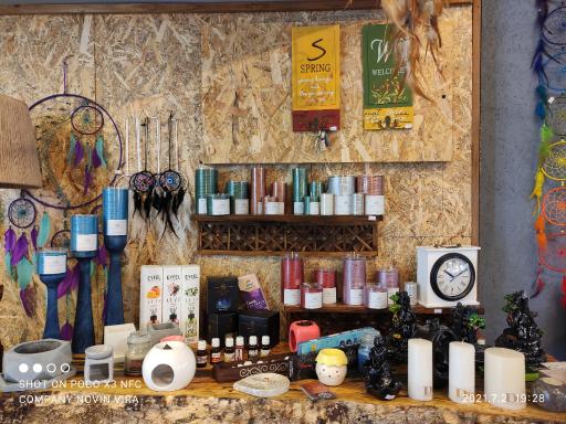 عکس گالری چوب دارکوب