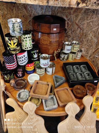 عکس گالری چوب دارکوب