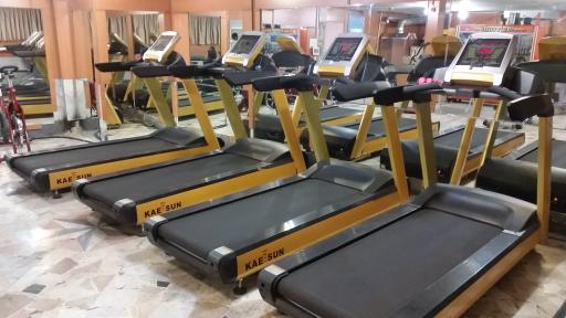 عکس باشگاه بدنسازی شهید محمدی
