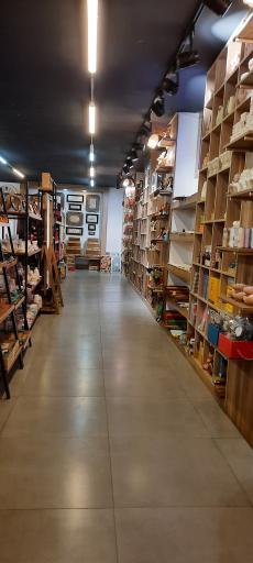 عکس شهر فرهنگ و هنر شعبه چهارباغ بالا