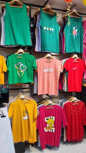 پوشاک مانلی