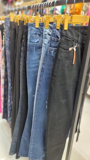 پوشاک مانلی