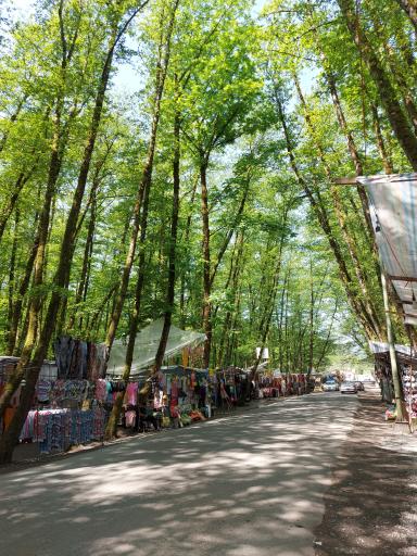 عکس بازارچه دست فروشان جنگل گیسوم