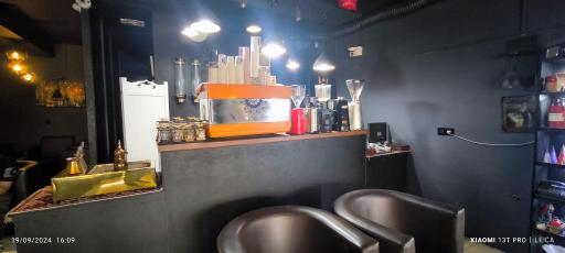 عکس کافه گوزن 