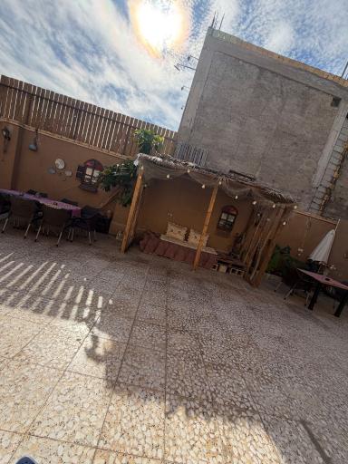 عکس اقامتگاه پرنده