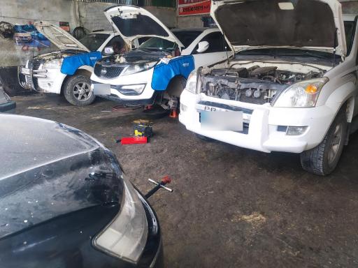 عکس تعمیرگاه اتومبیل رضوی