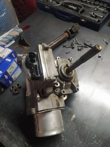 عکس تعمیرگاه اتومبیل رضوی