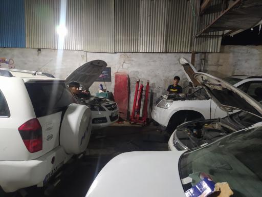 عکس تعمیرگاه اتومبیل رضوی