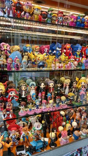 عکس فروشگاه اسباب بازی آناسنتر