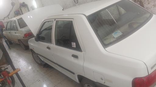 تعمیرگاه اتومبیل افشین 