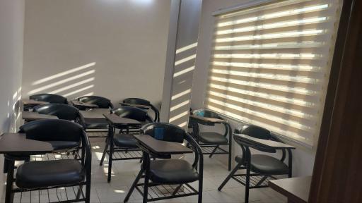 عکس آموزشگاه فنی و حرفه ای گاندی