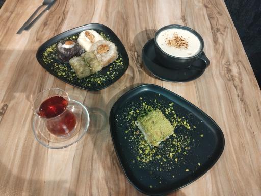 عکس باقلوا استانبولی