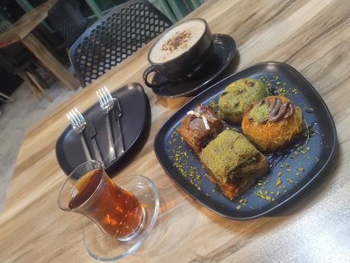 عکس باقلوا استانبولی