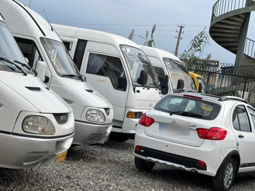 عکس نمایشگاه اتومبیل غلامپور