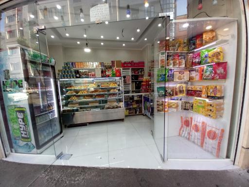 عکس نان و شیرینی محفل