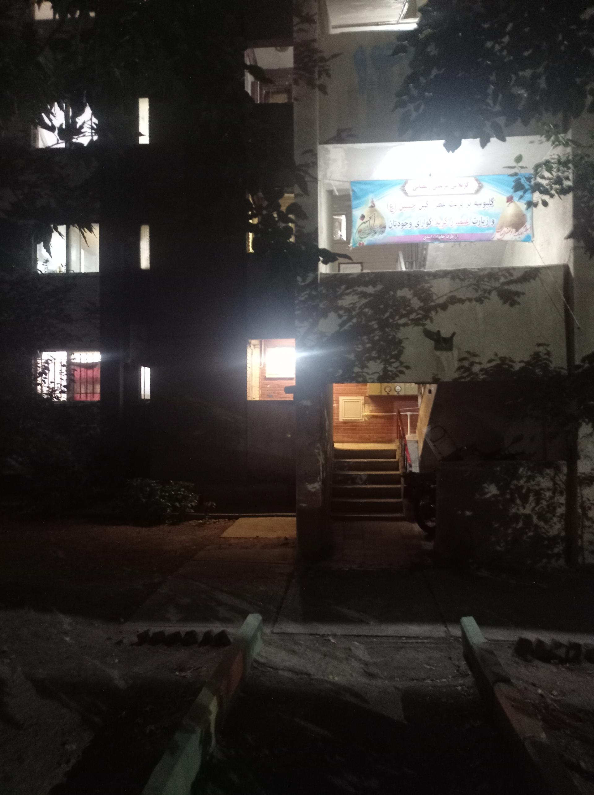 عکس بلوک ۱۴۴