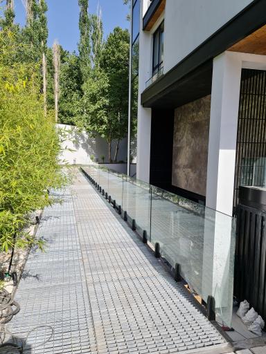 عکس فروشگاه نوین دکور