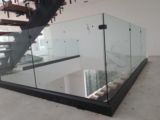 عکس فروشگاه نوین دکور