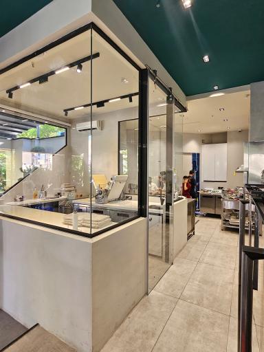 عکس فروشگاه نوین دکور