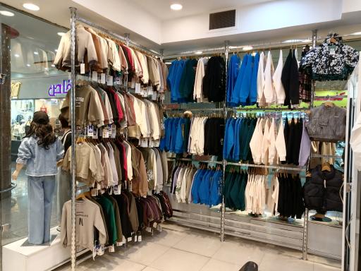 عکس فروشگاه آندریا 