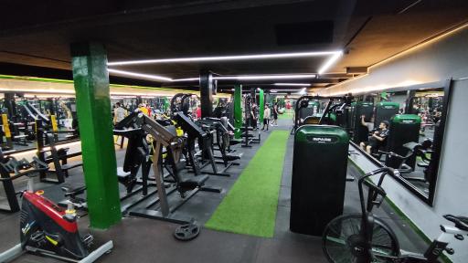 باشگاه بدنسازی مدرن