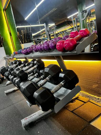 عکس باشگاه بدنسازی مدرن