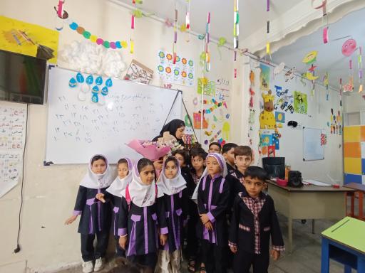 عکس مدرسه پیش دبستانی پری ماه 
