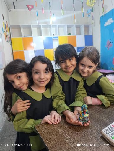 عکس مدرسه پیش دبستانی پری ماه 