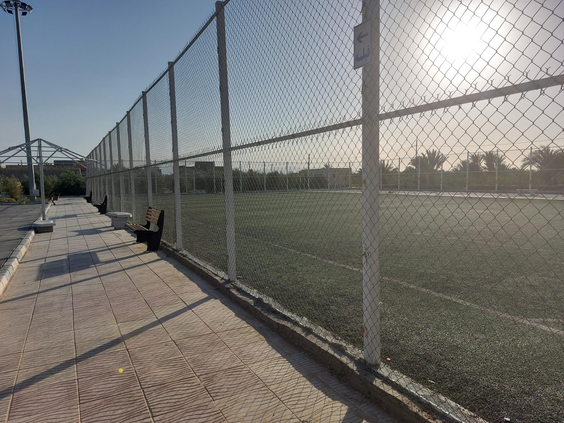 عکس زمین چمن مصنوعی پارک شاهد(فخریه)