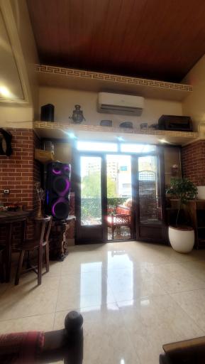 عکس سرای سنتی شمرونیا