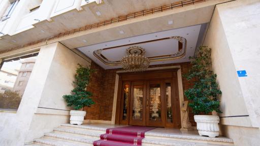 عکس رونیکا پالاس نشاط