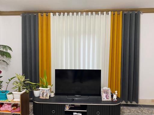 عکس پرده فروشی کیش