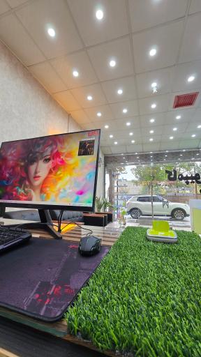 عکس کامپیوتر طلا