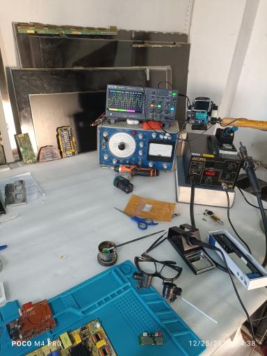 عکس تعمیرات تلویزیون ifix باروق