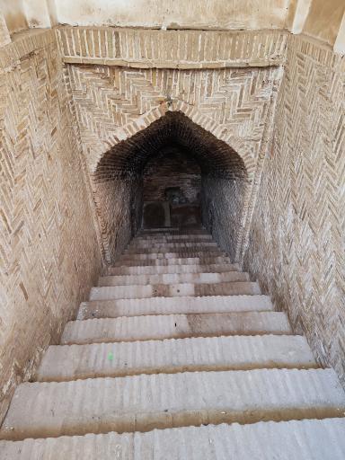 عکس آب انبار چرخاب 