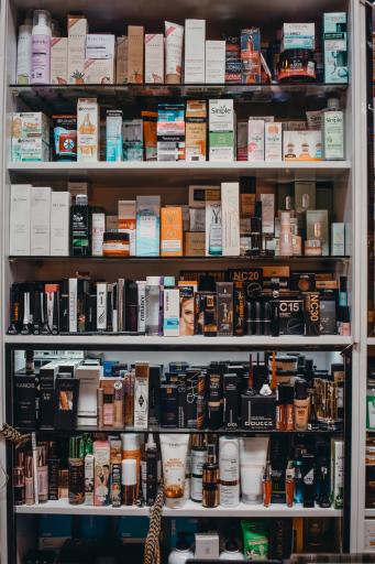 عکس لوازم آرایشی اف پی کا