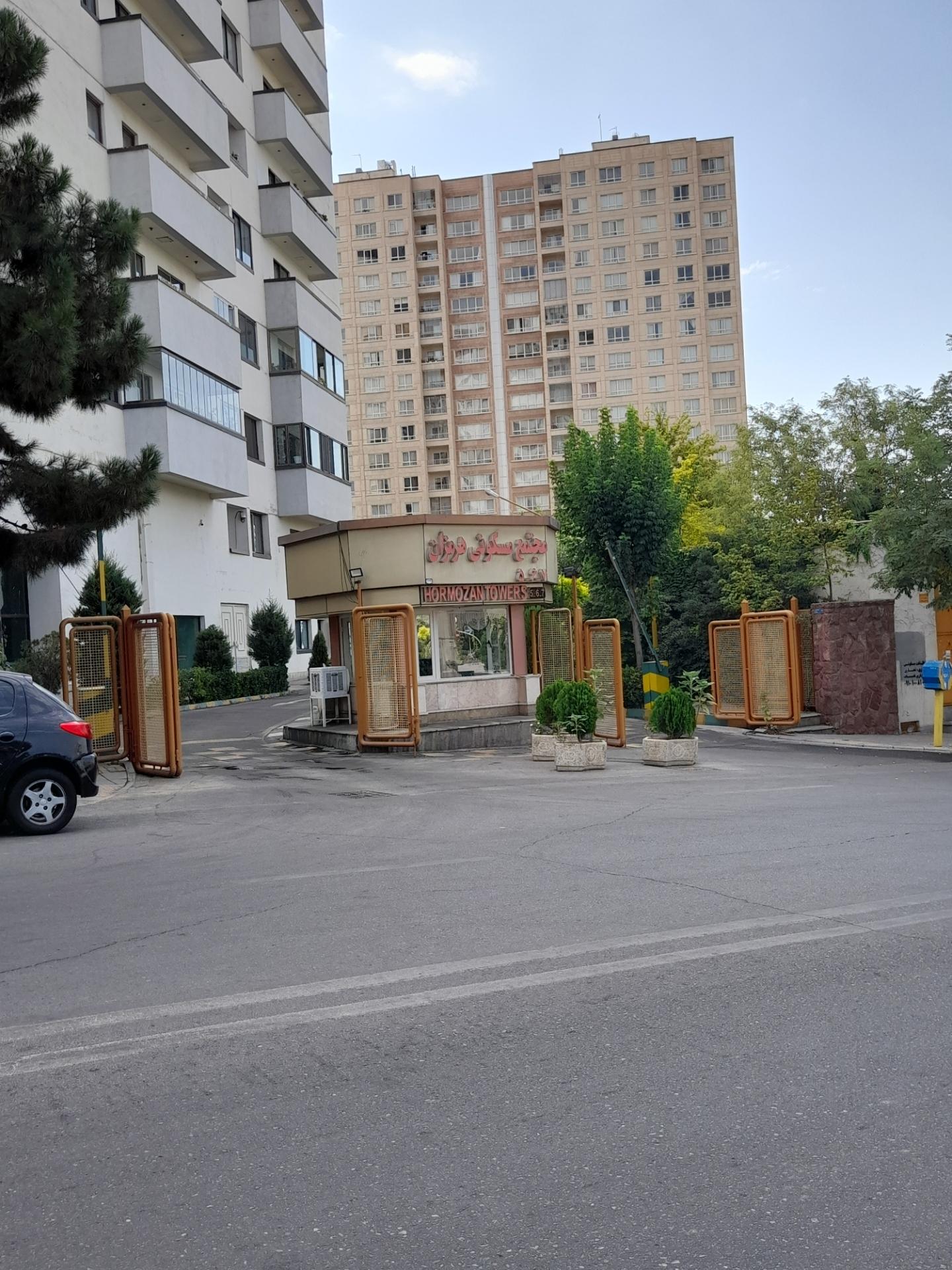 عکس برج ۵ هرمزان