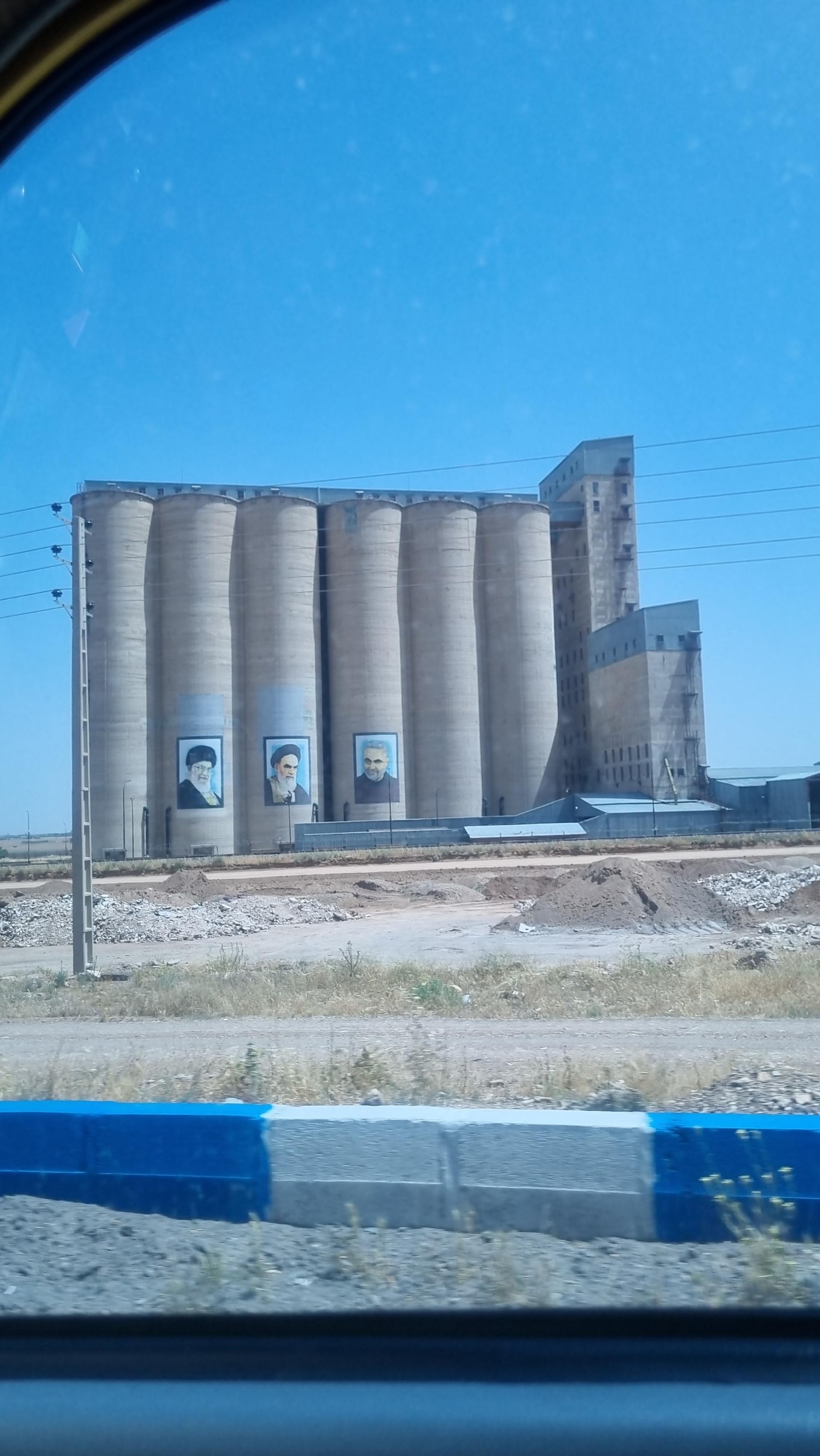 عکس سیلو تاکستان