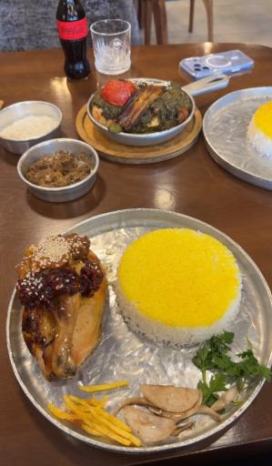 عکس رستوران گیلانی آویشو