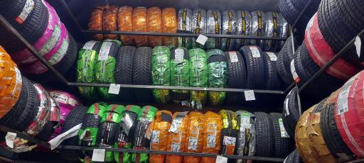 عکس جهان تایر اسدی