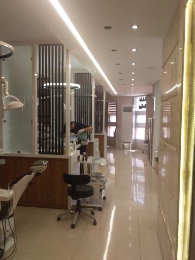 عکس کلینیک دندانپزشکی مهر