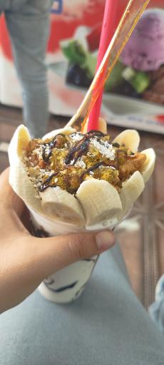 عکس بستنی سرای اهورا