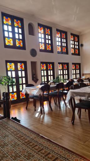 عکس رستوران سنتی مهان