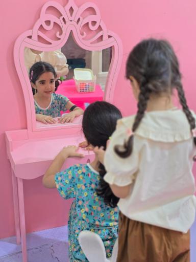 عکس خانه کودک وروجک