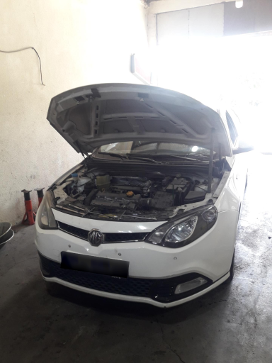 عکس تعمیرگاه جلیلوند