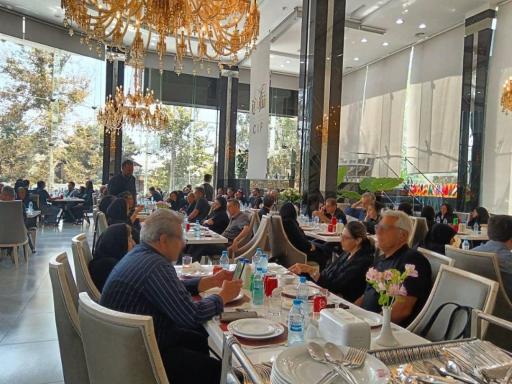 عکس رستوران شاندیز نیاوران