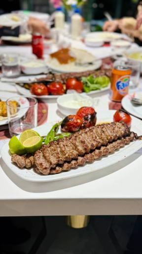 عکس رستوران شاندیز نیاوران