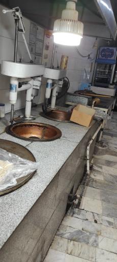 عکس کارخانه فروشگاه سوهان پزی داش علی