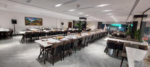 عکس رستوران شاندیز نیاوران